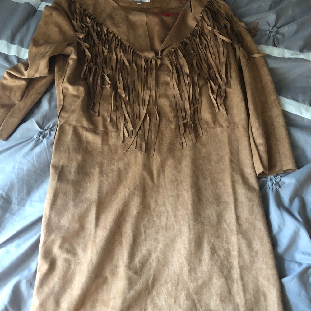 Dress - Picture 2 of 3